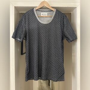 Maison Martin Margiela Men’s Black and White Patterned Tee sz 48/M